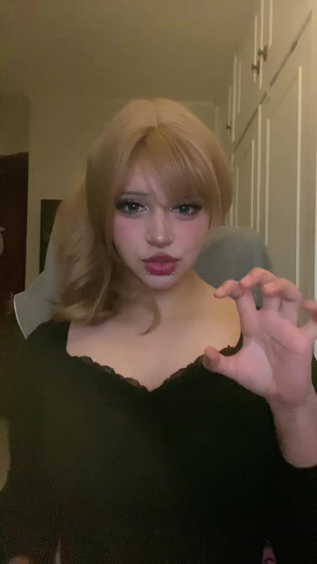 @Ivyy