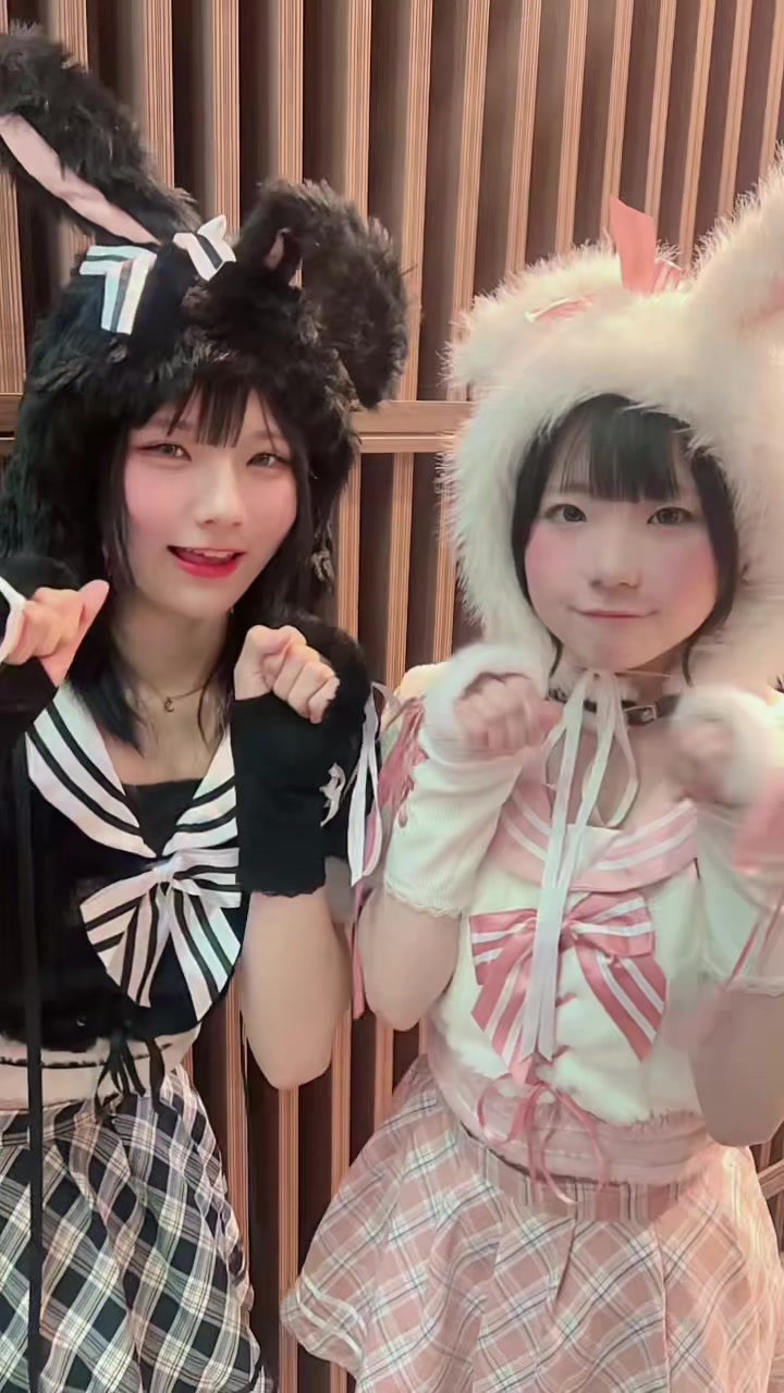@猫田れな