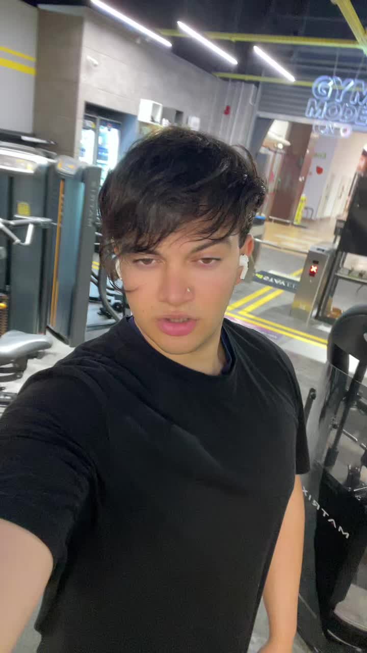 @ronniedaia