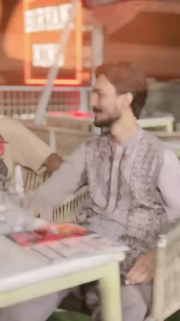 @Lara Gujjar