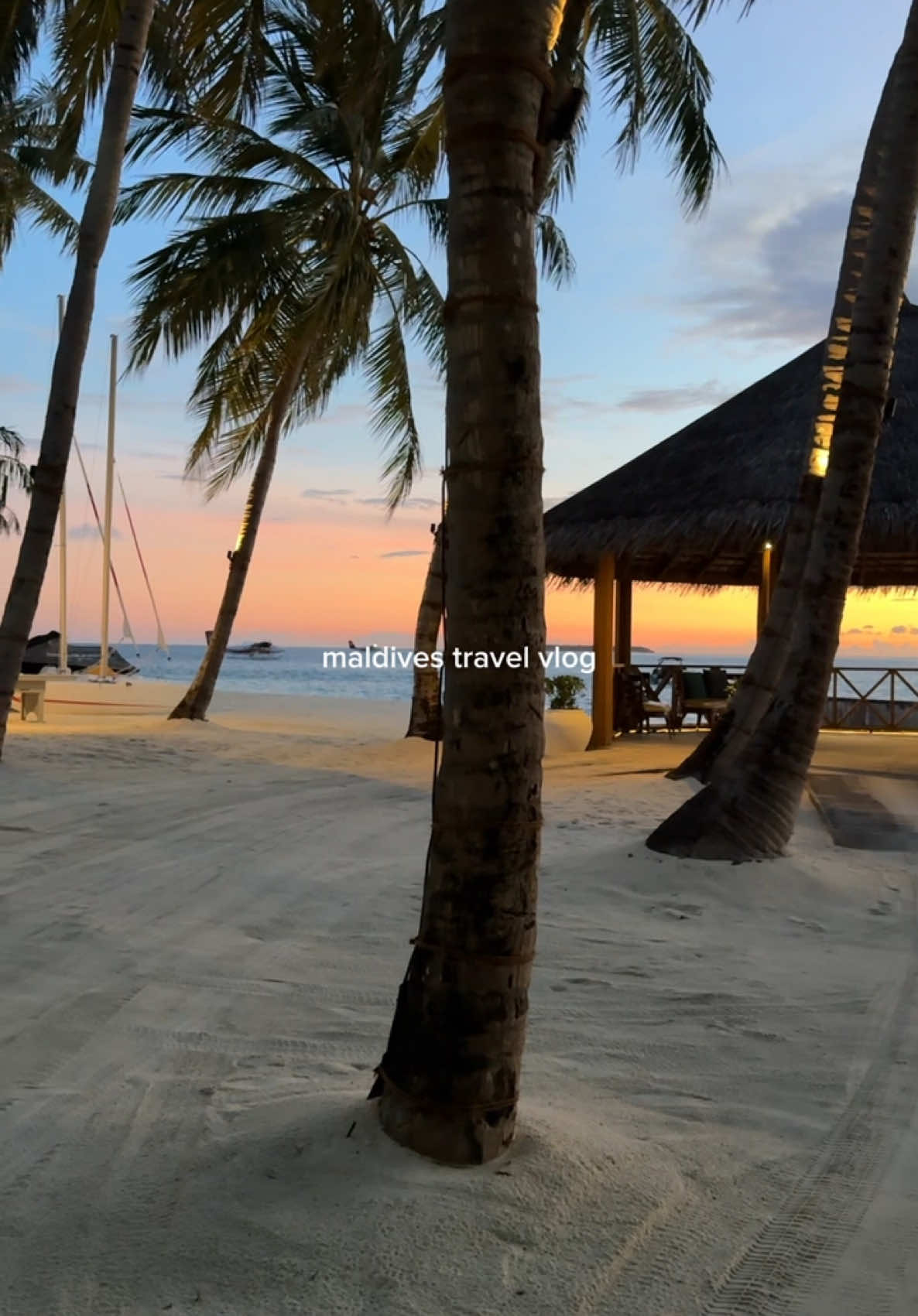@Rahel | Travel & Vlogs