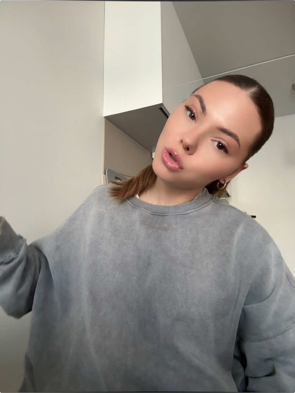 @Лиза