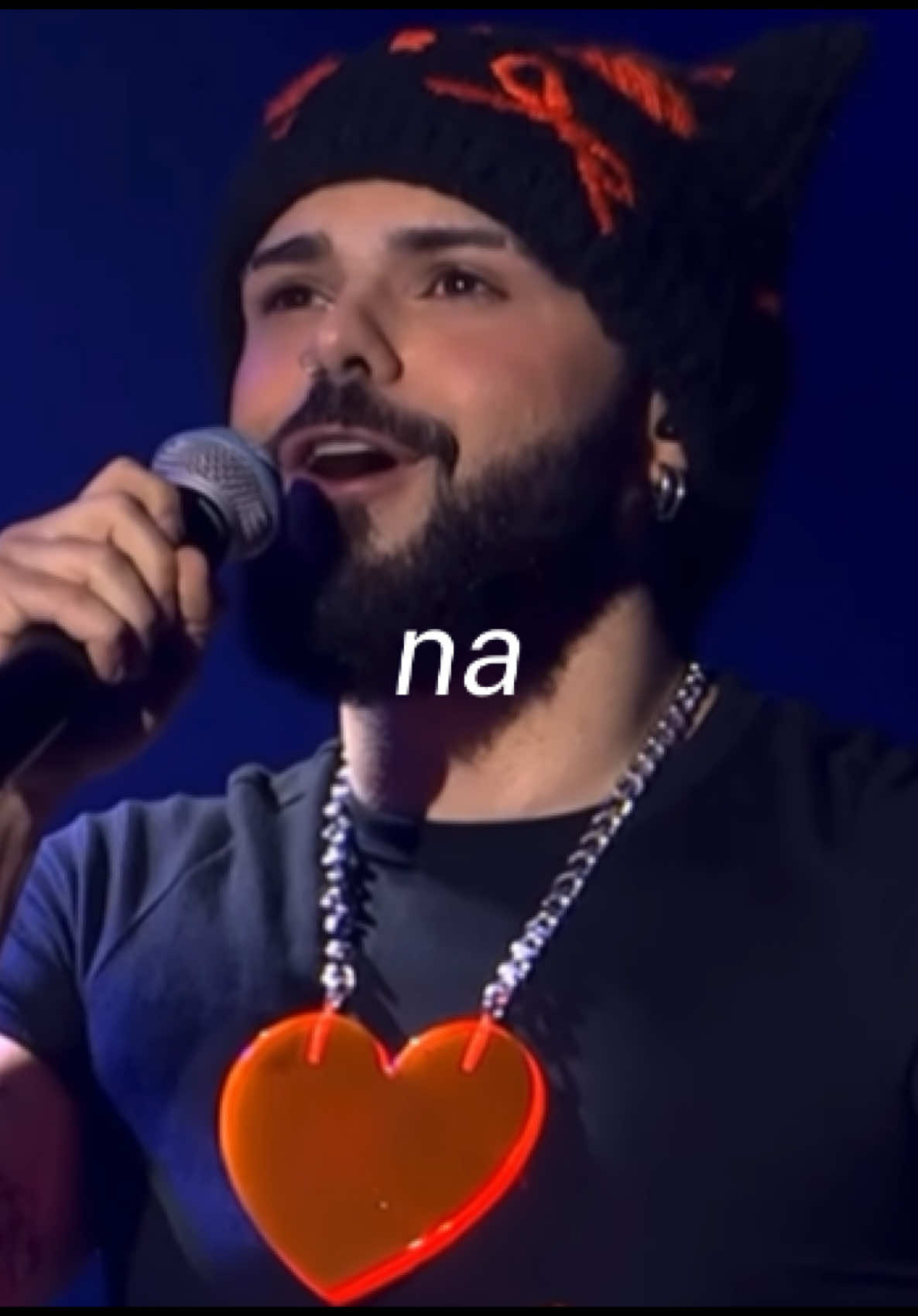 @⭑