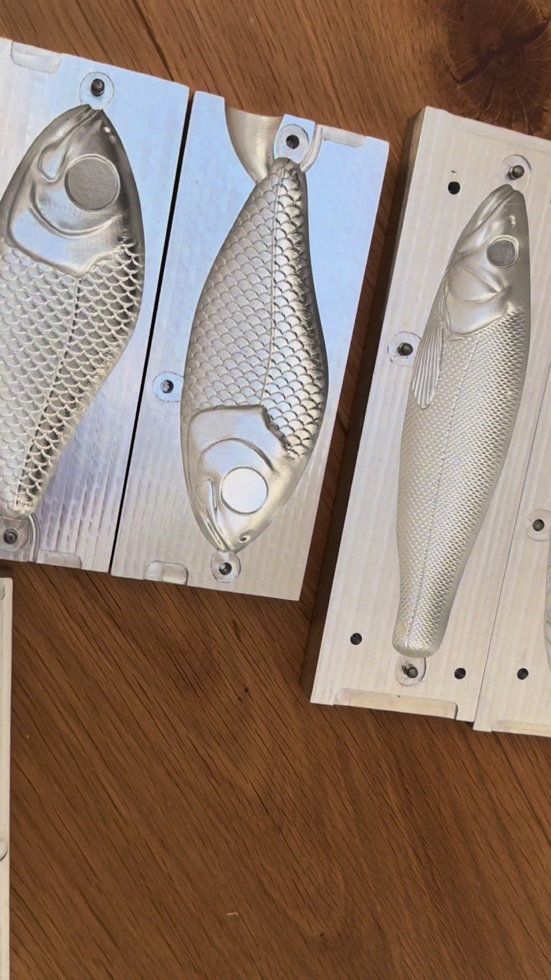 @Custom lure factory