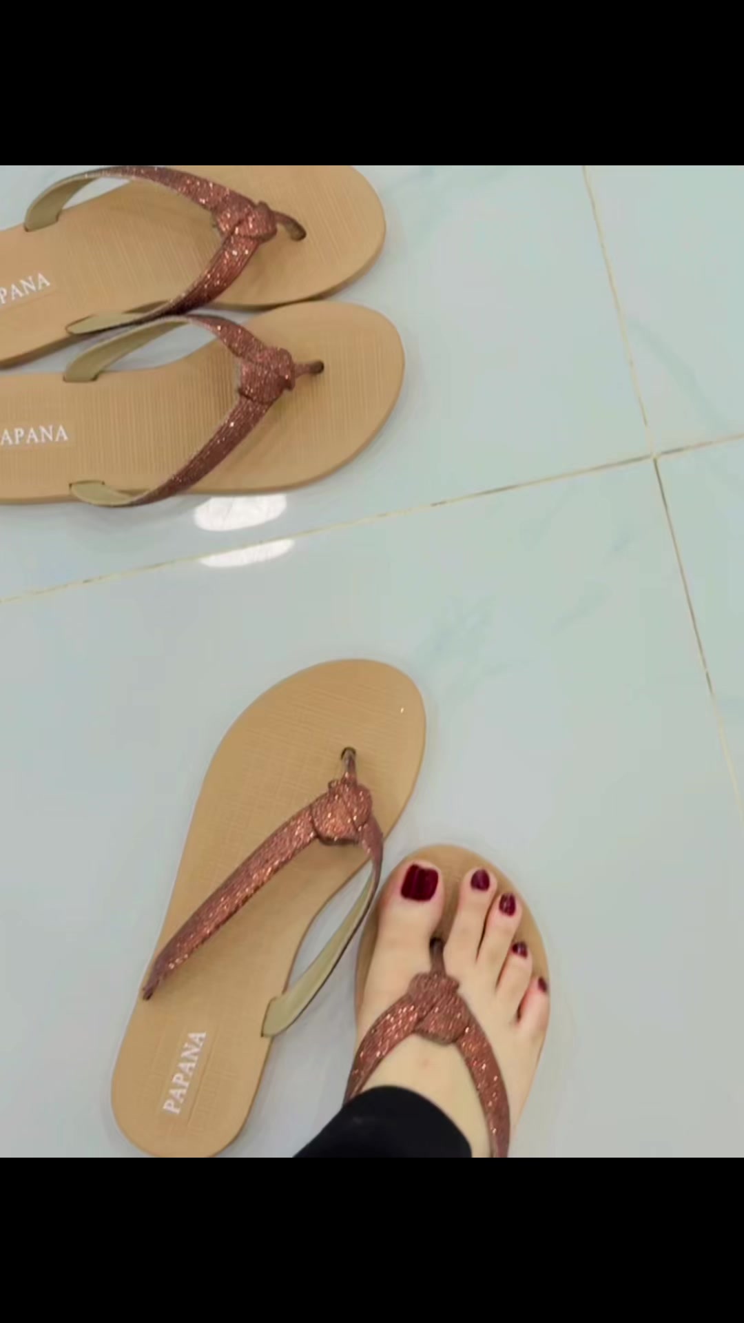 @Cherry Shoe Store