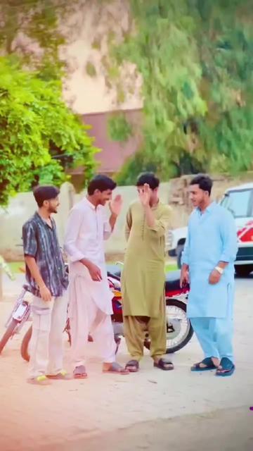 @🏴Haji Muzamil Bhatti 🎀