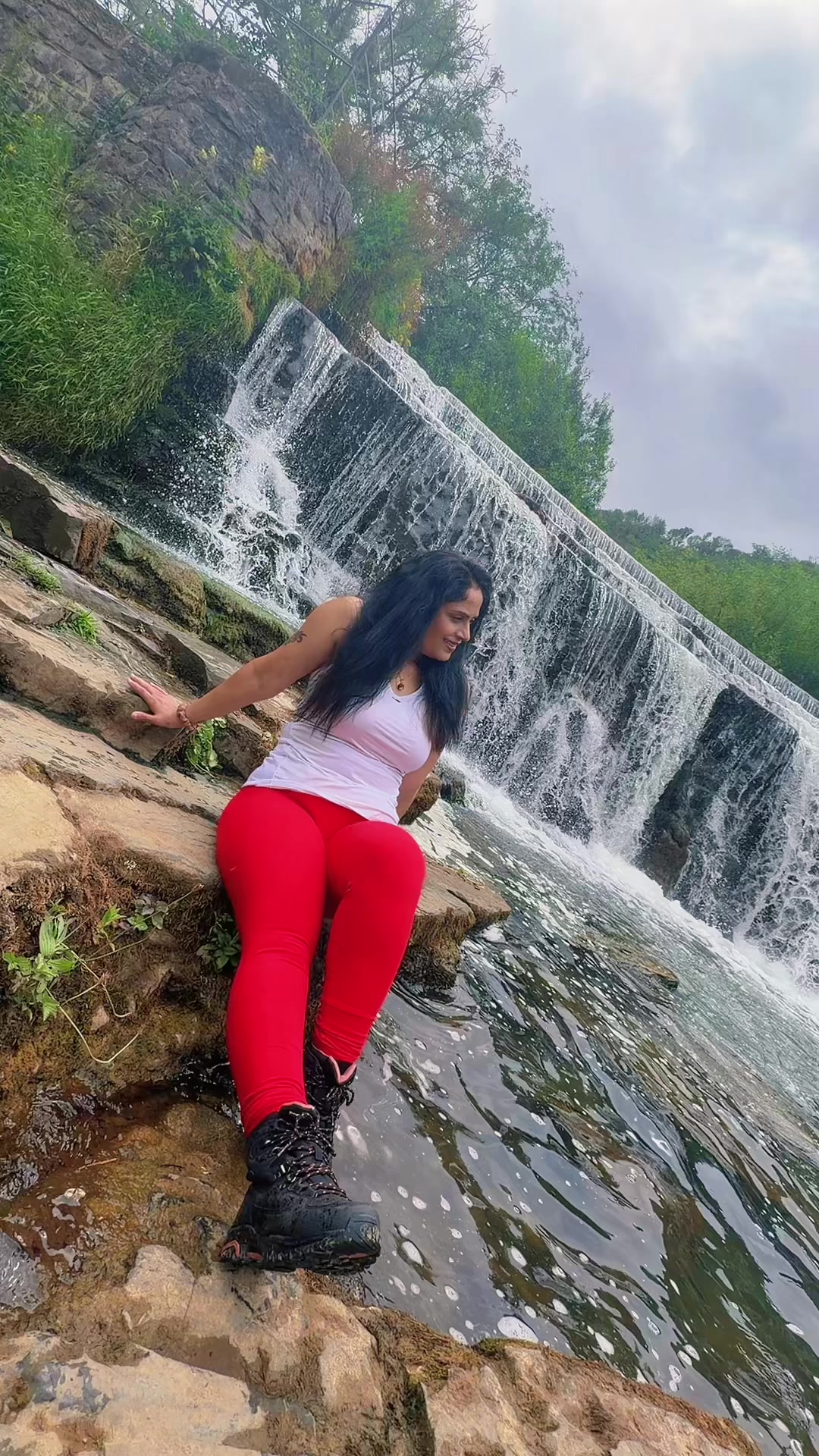 @🧿Nisha🧿