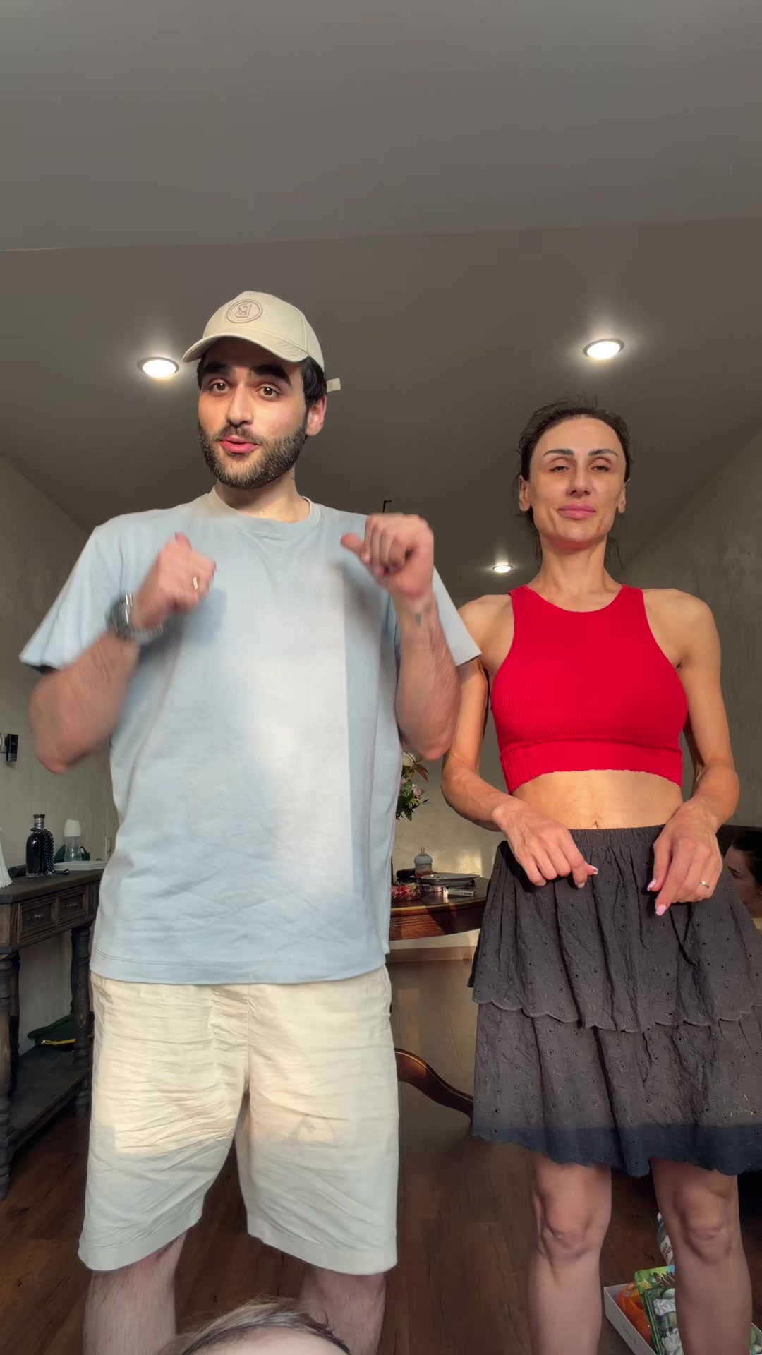 @Erik.show8
