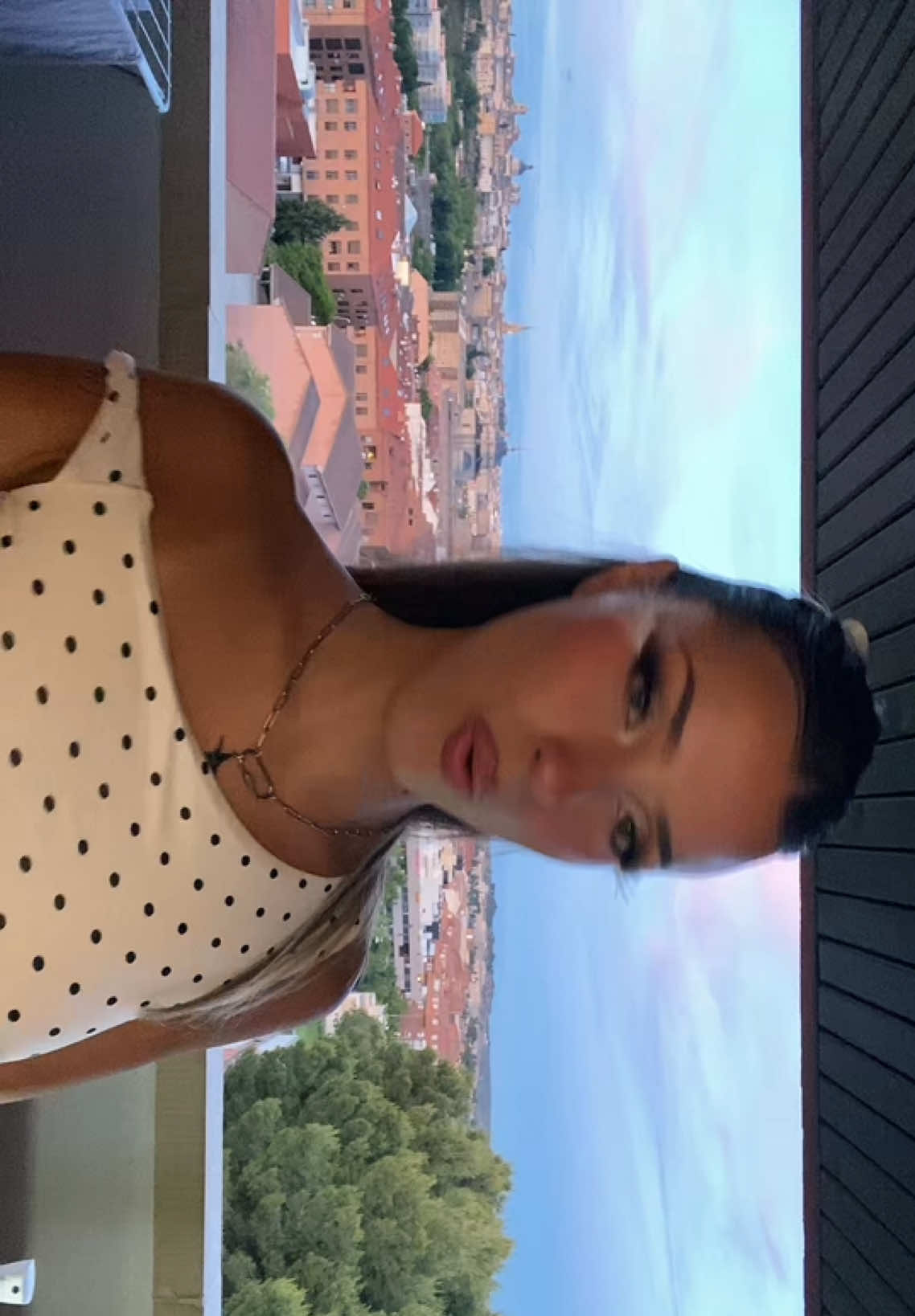 @paula:)