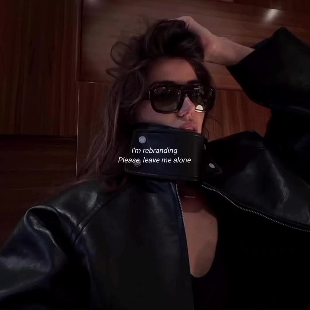 @🖤