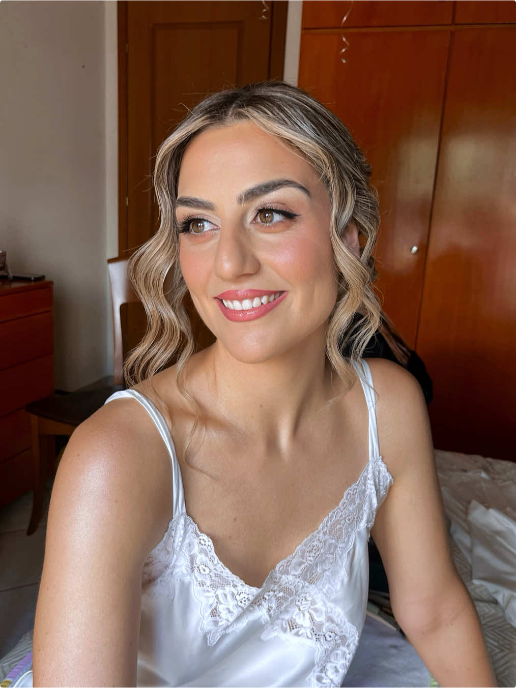 @Lyuda Stefanidou MUA 🤍✨