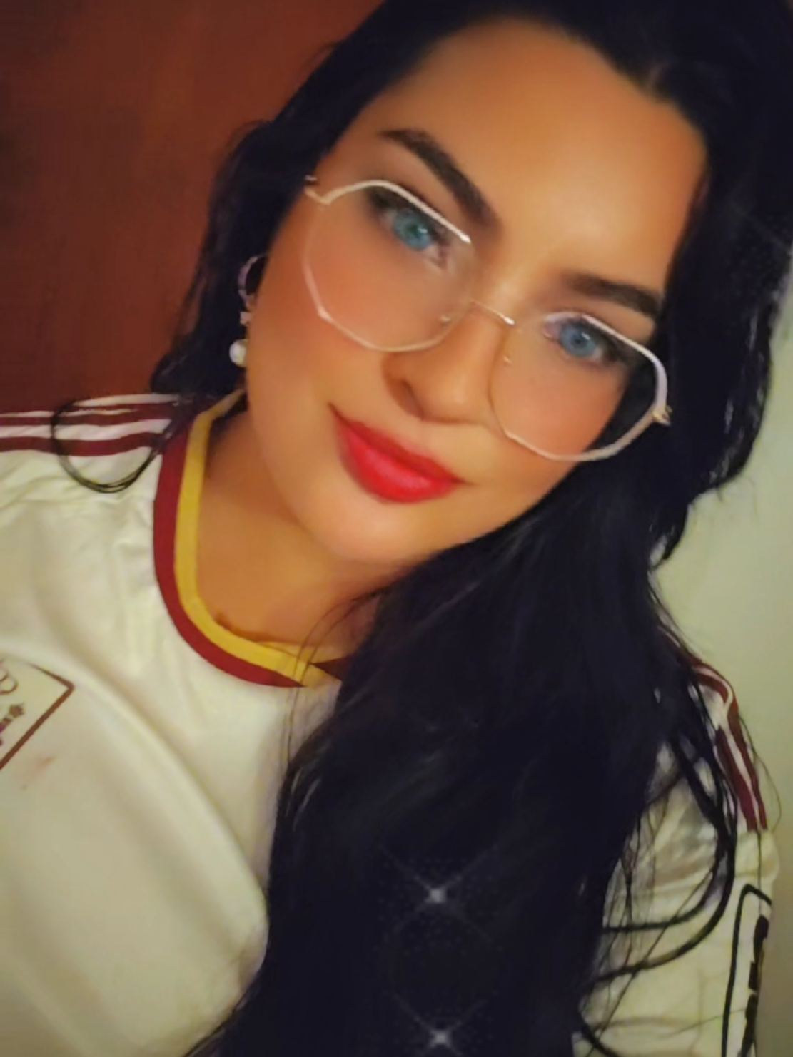 @LatinaEspa&ntilde;aJulianaOcampo👑