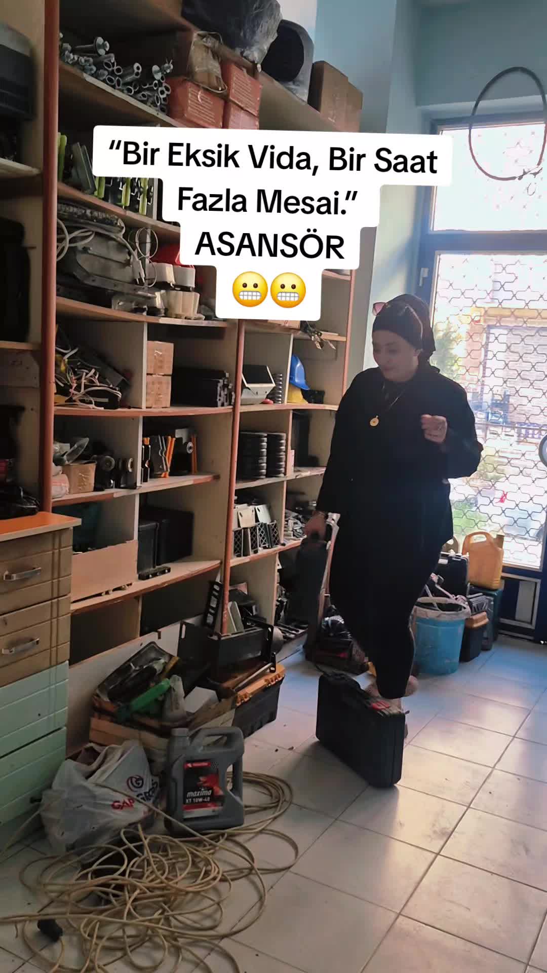 @๐ฟ๐๐๐๐ข ๐๐๐ง๐๐ค๐ฬ๐ก๐๐ฃ