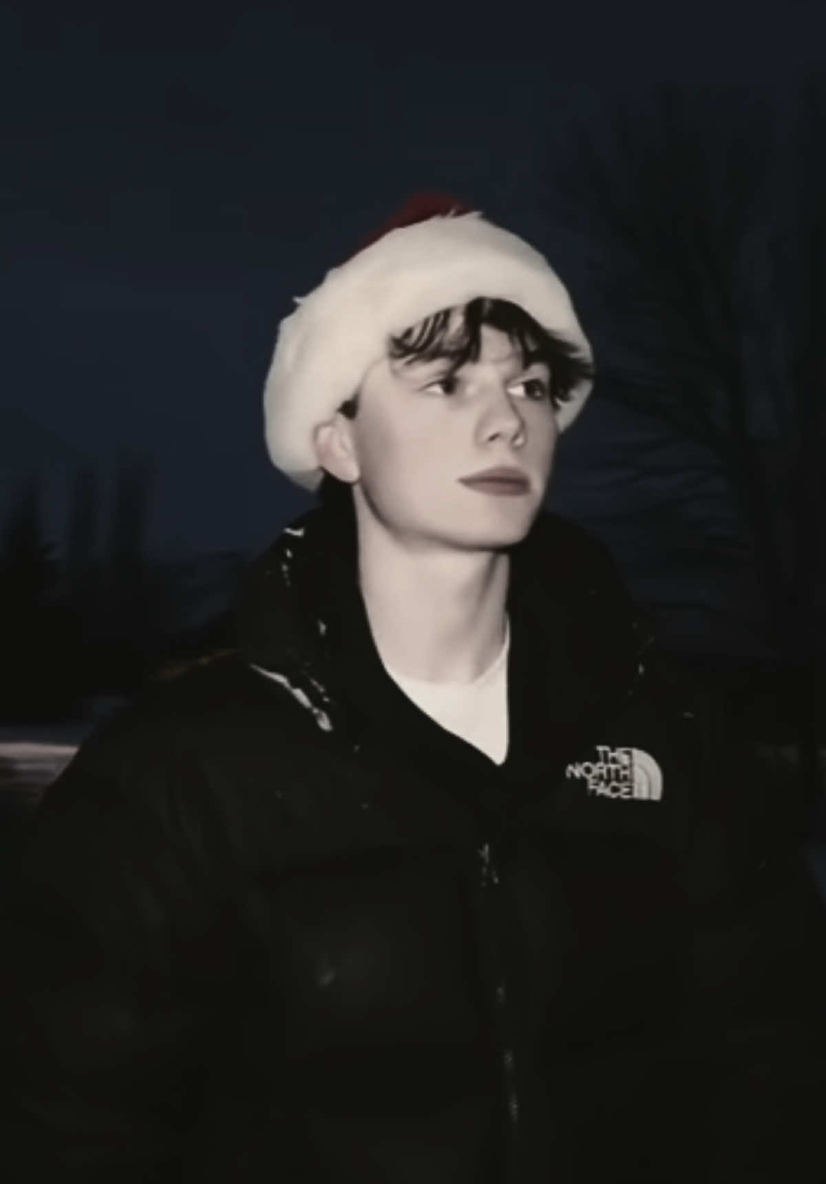 @lessis_fanaccount