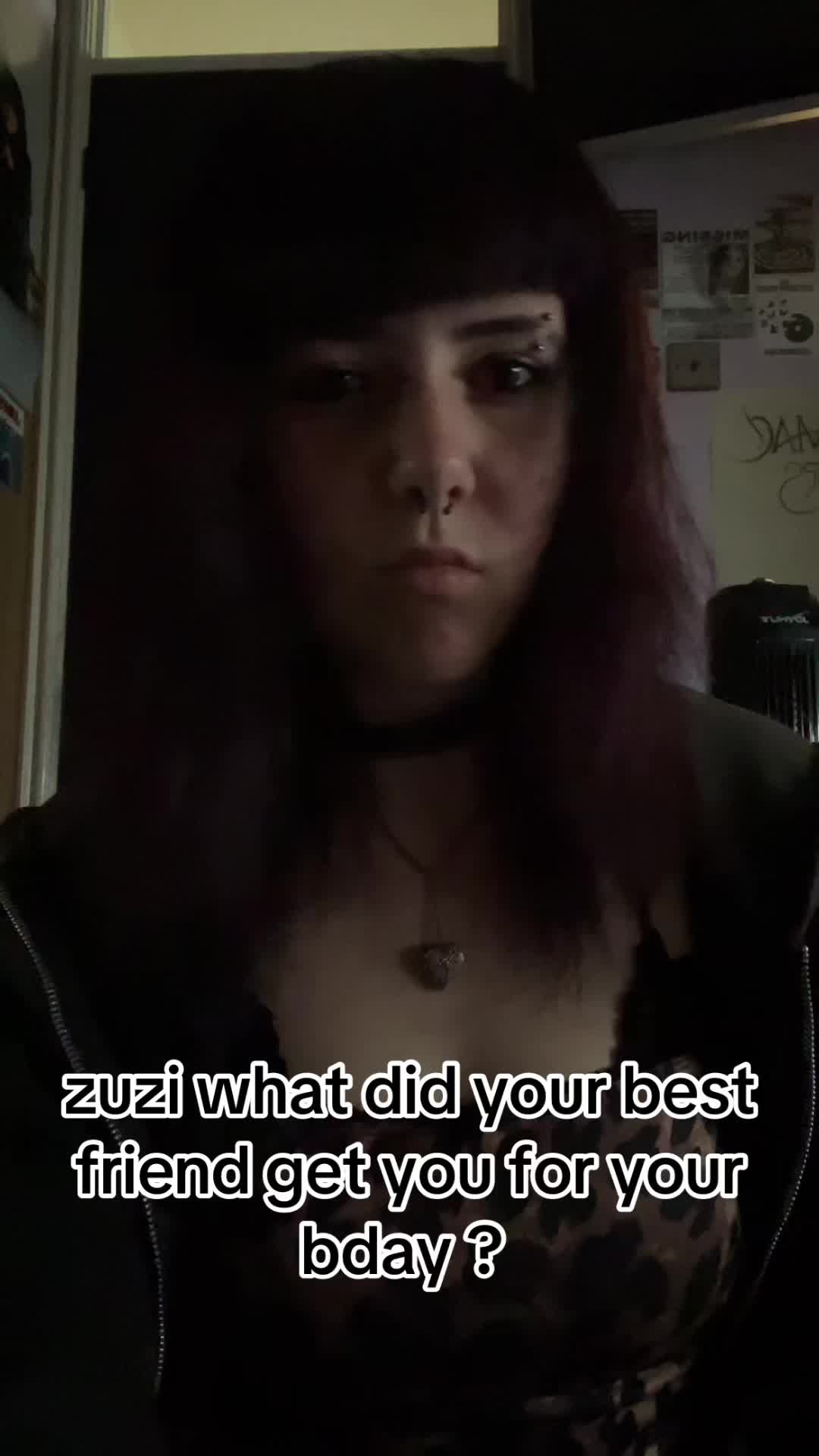 @zuzi 🦇