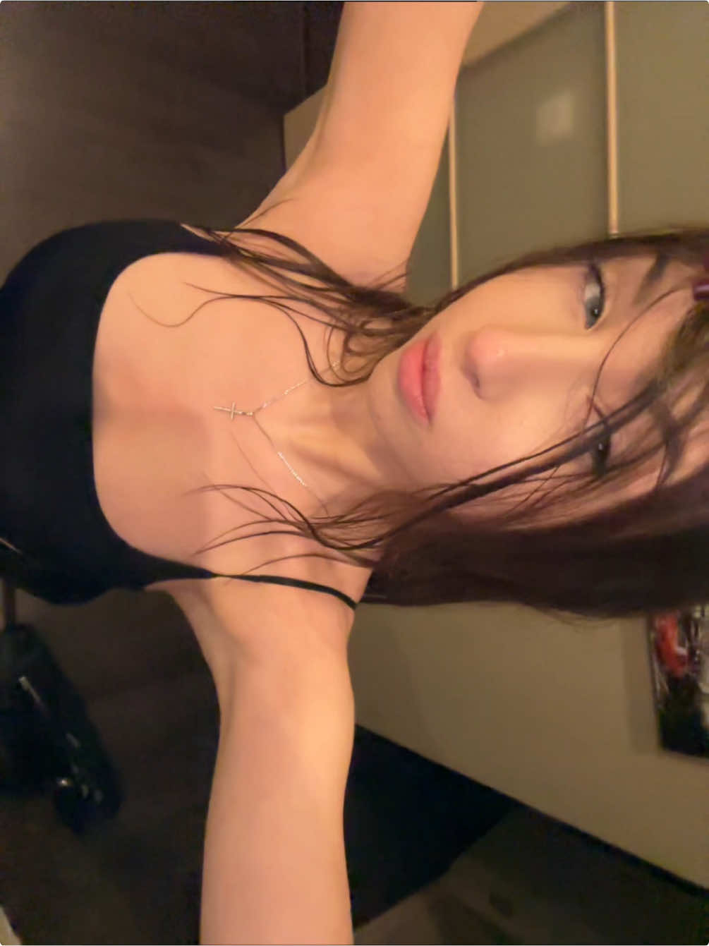 @аня аника