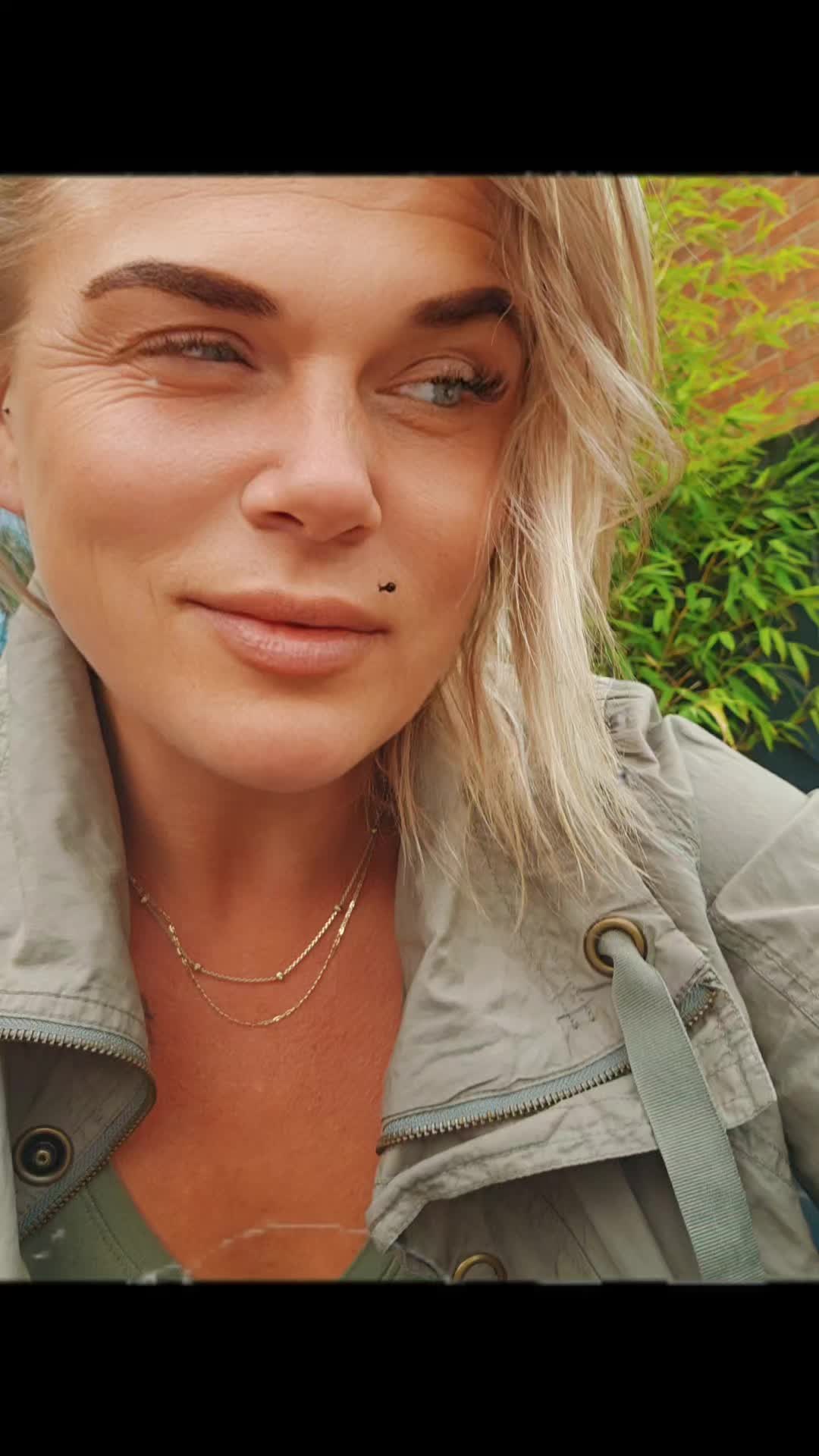 @Angel 😇🇵🇱🇬🇧