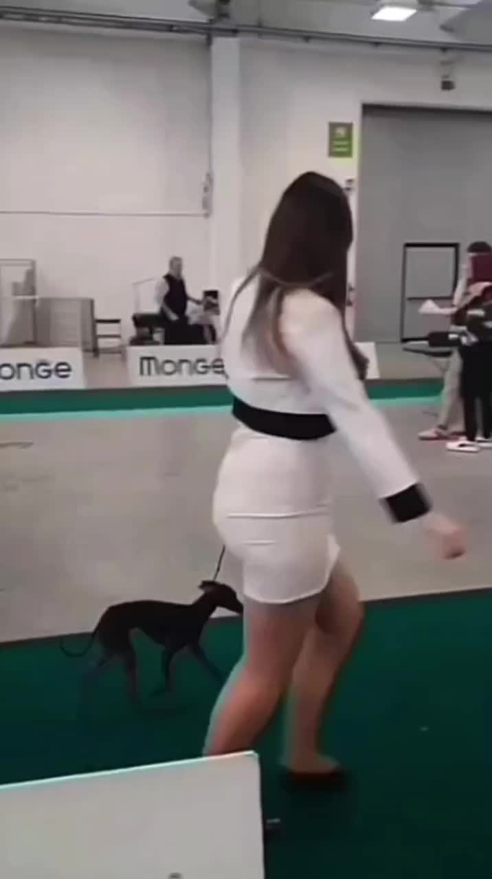@Elisa Esposito