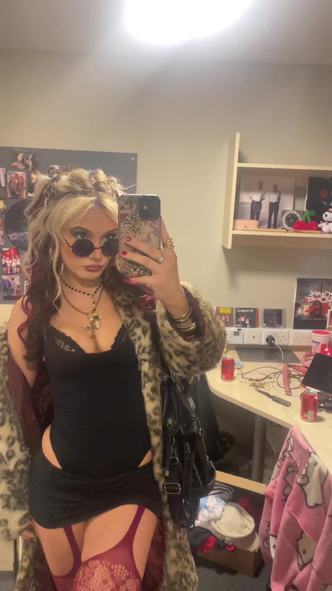 @Ella⭐️