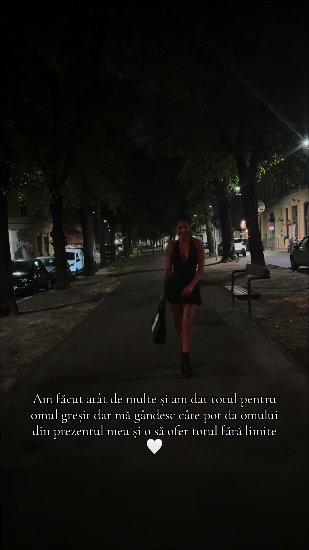 @Elenuș🧸
