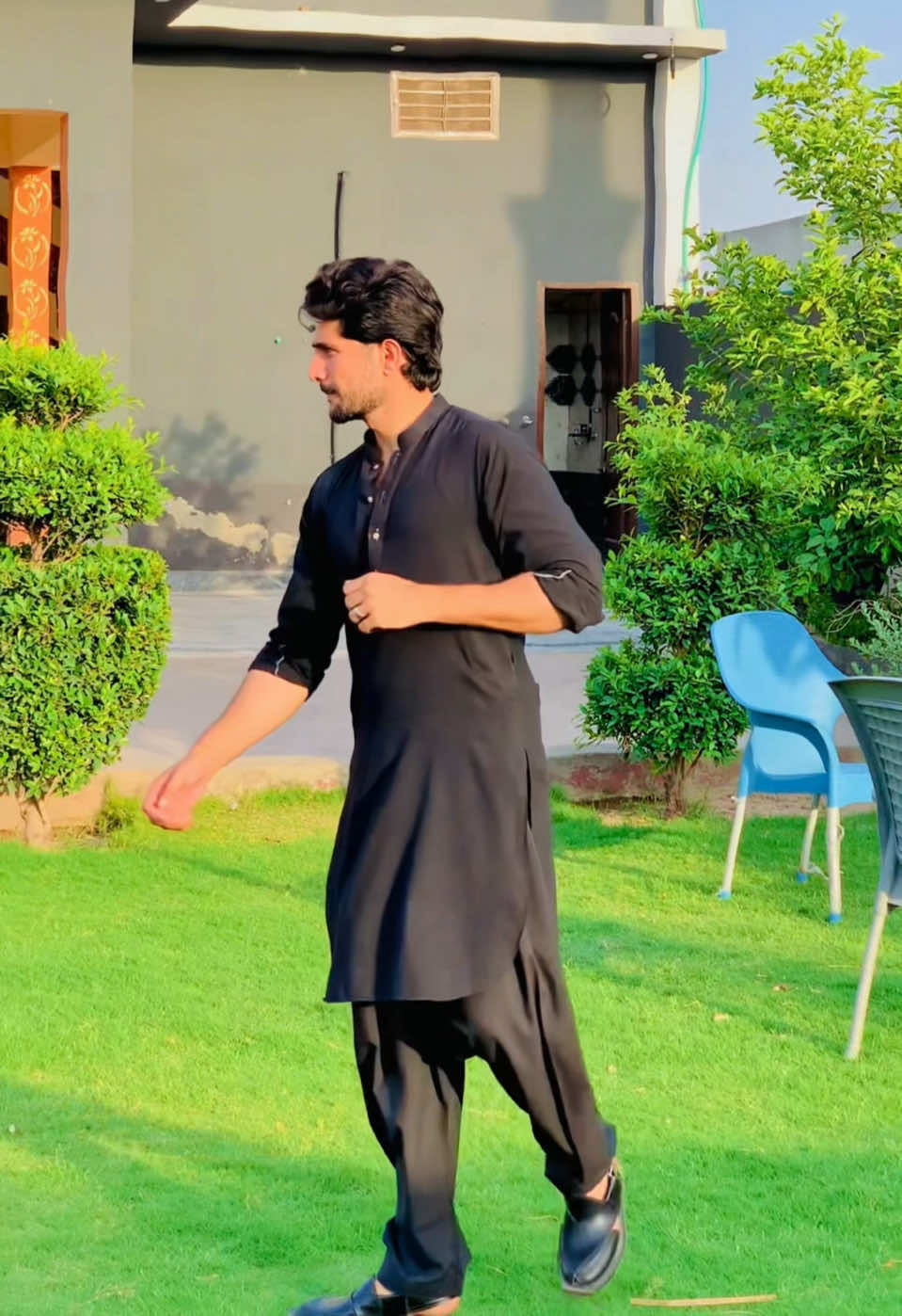 @تنزیل خان