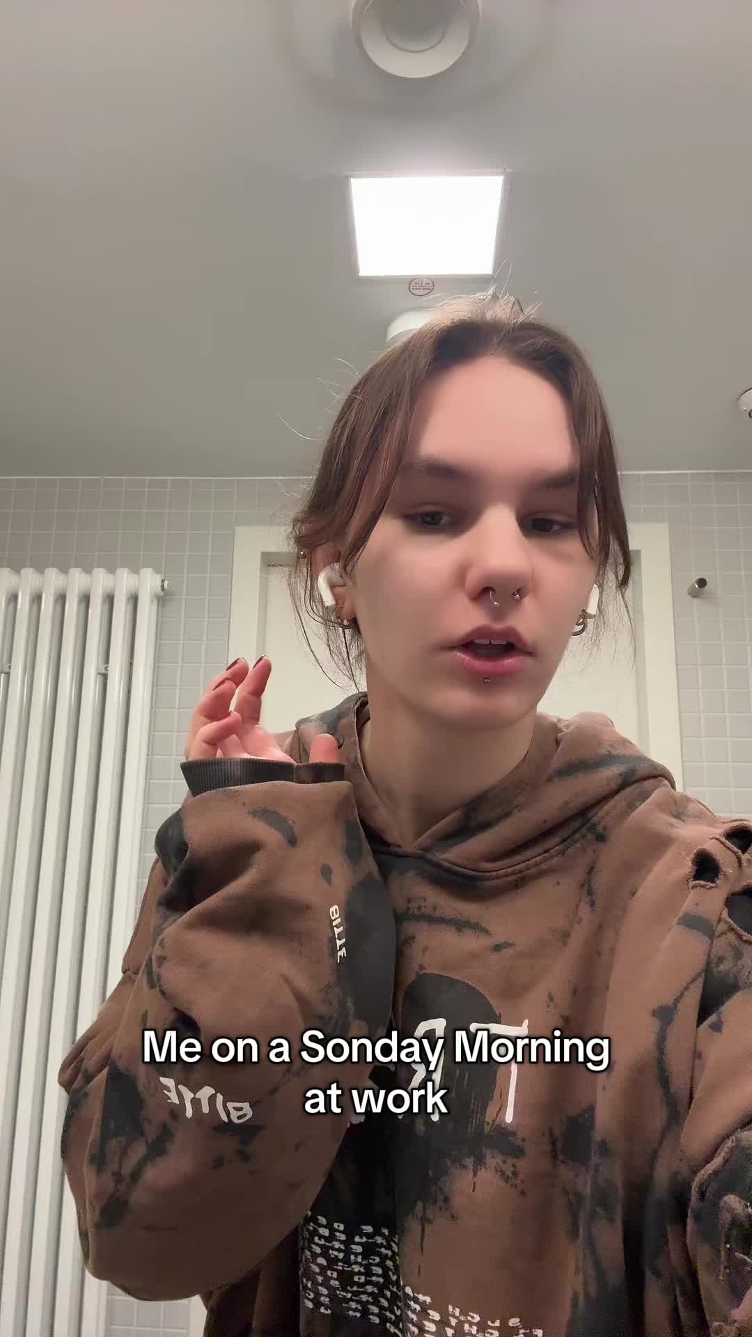 @elissstar
