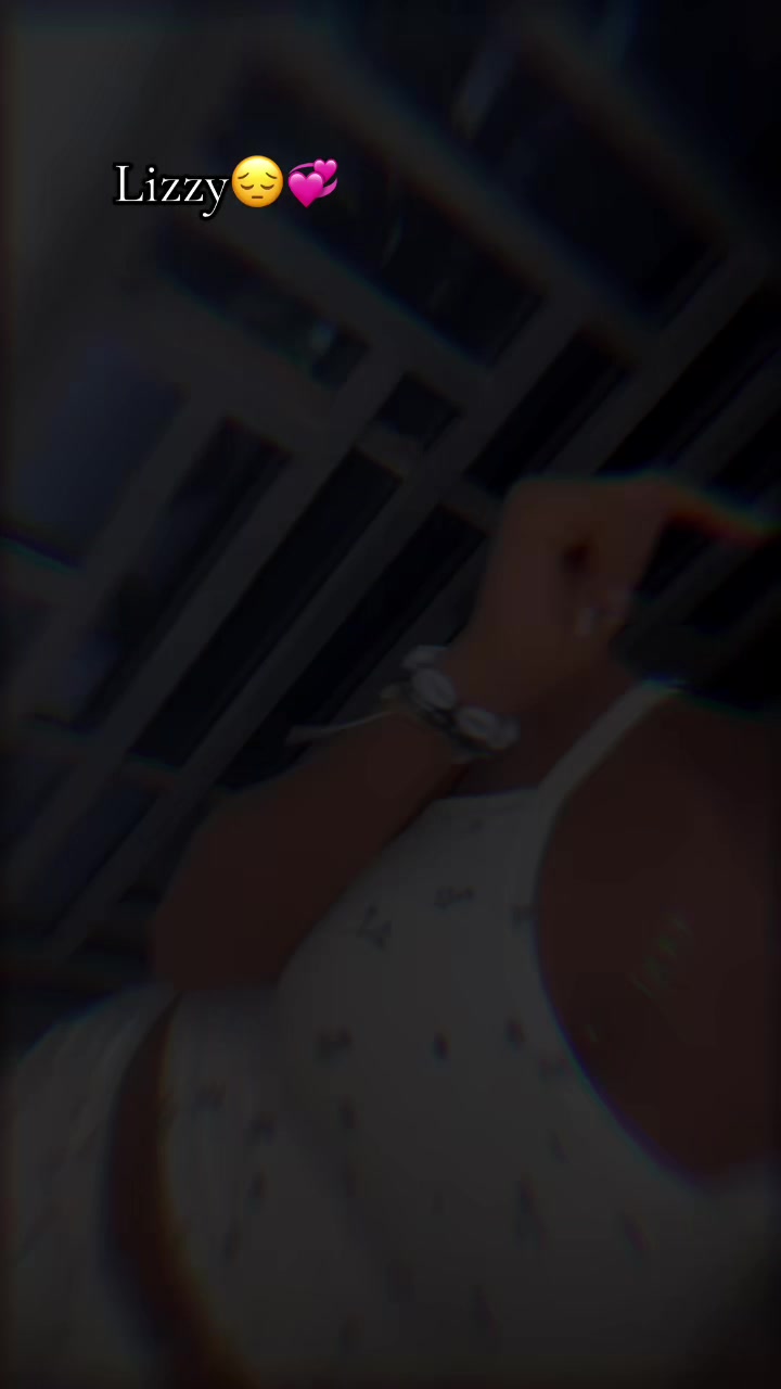 @Lizzy😻!