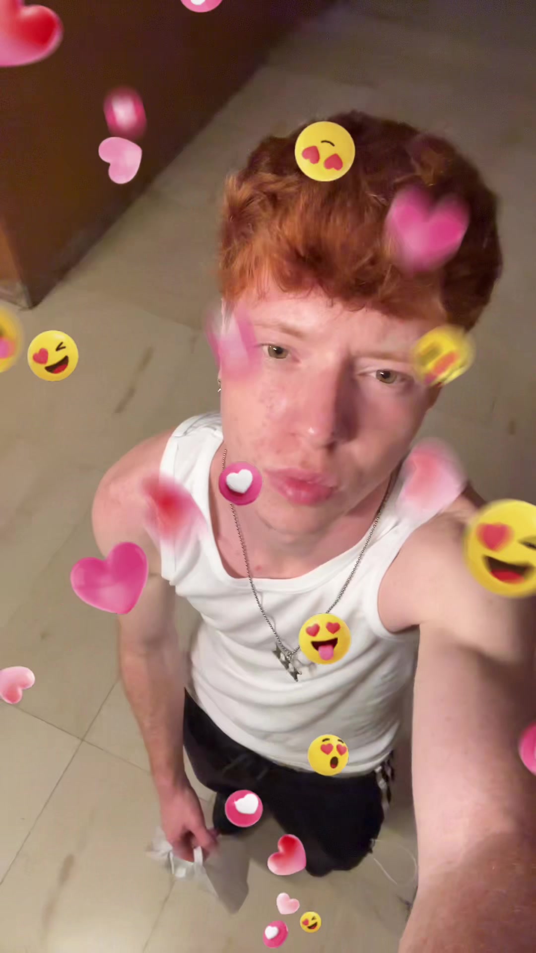 @cariñoso ✟ ruvio