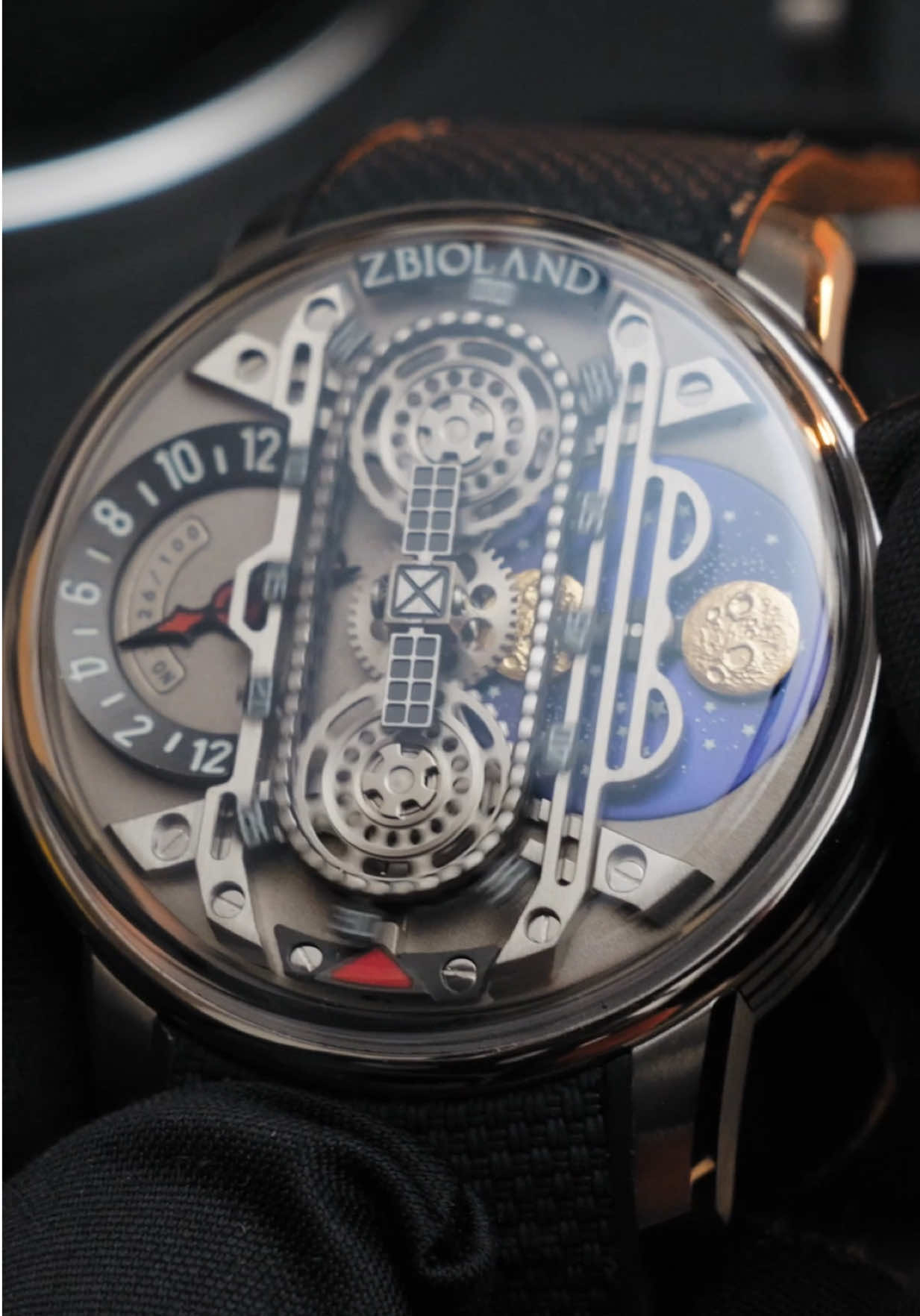 @watch_time_traveler