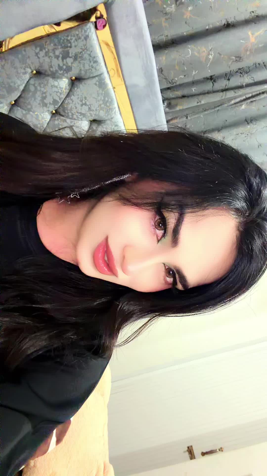 @Shanaya Queen👑🇬🇧