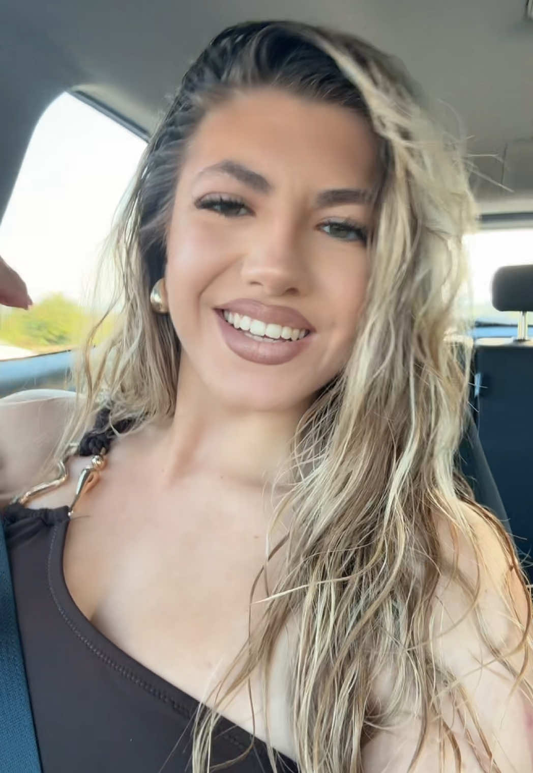 @ℰ𝒾𝓇𝒾𝓃𝒾 𝒩𝓉ℴ𝓋𝒶