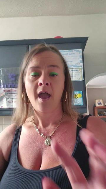 @queencrazykatiebear