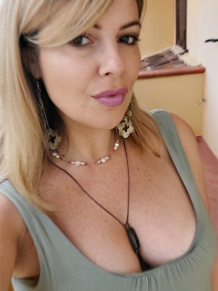 @✨️cherry_waves🌹🦂