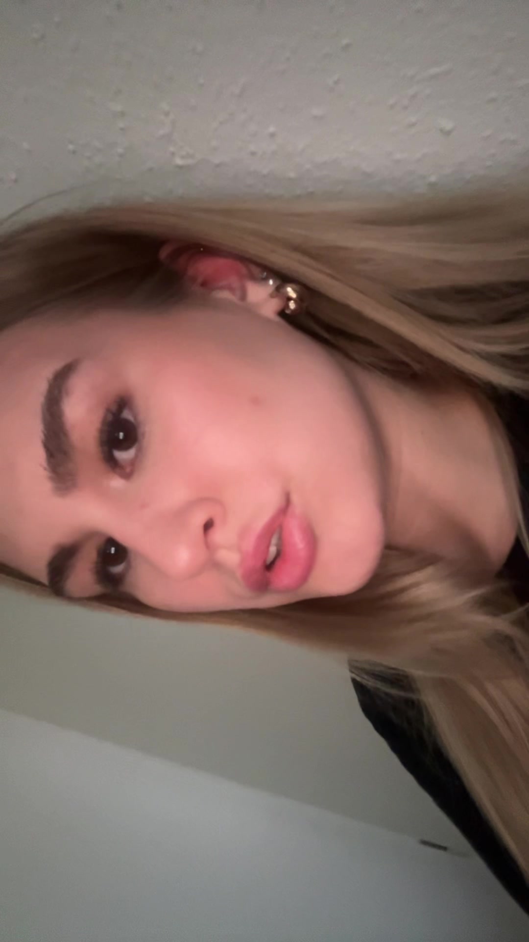 @𝙰𝙼𝚈