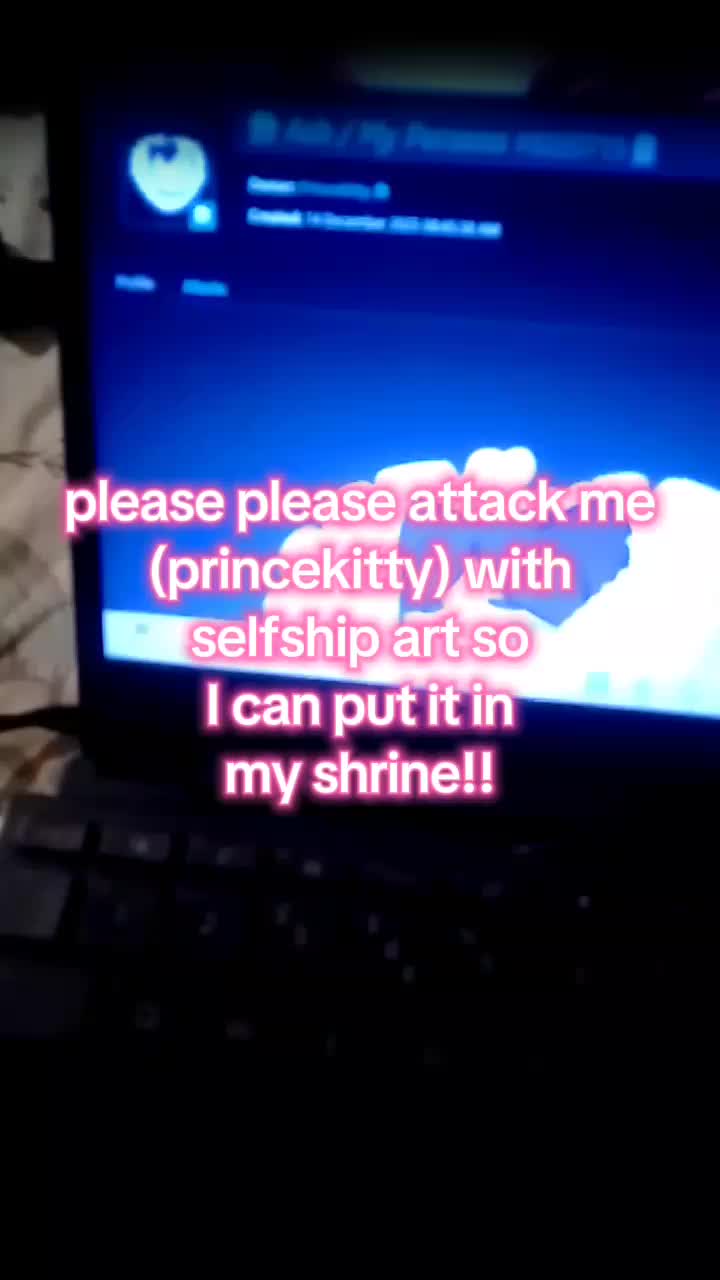 @Ash . 265 f/os 🐾