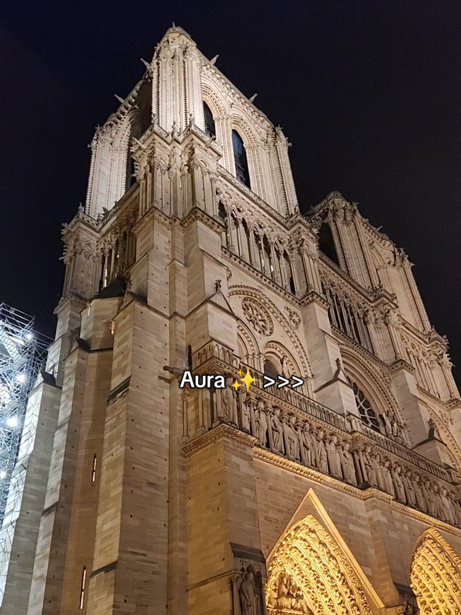 @Paris Explorer