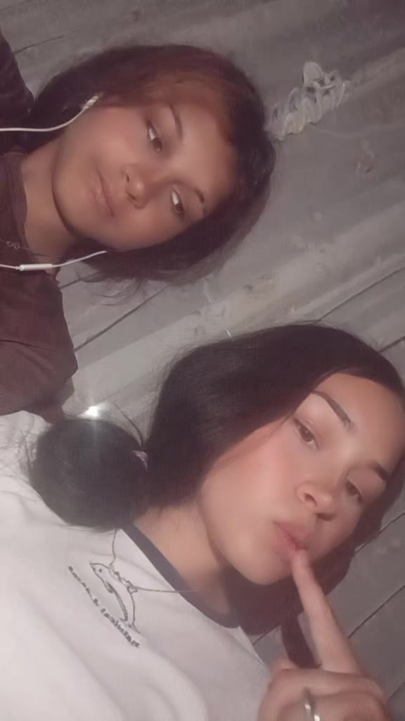 @Elenaa04