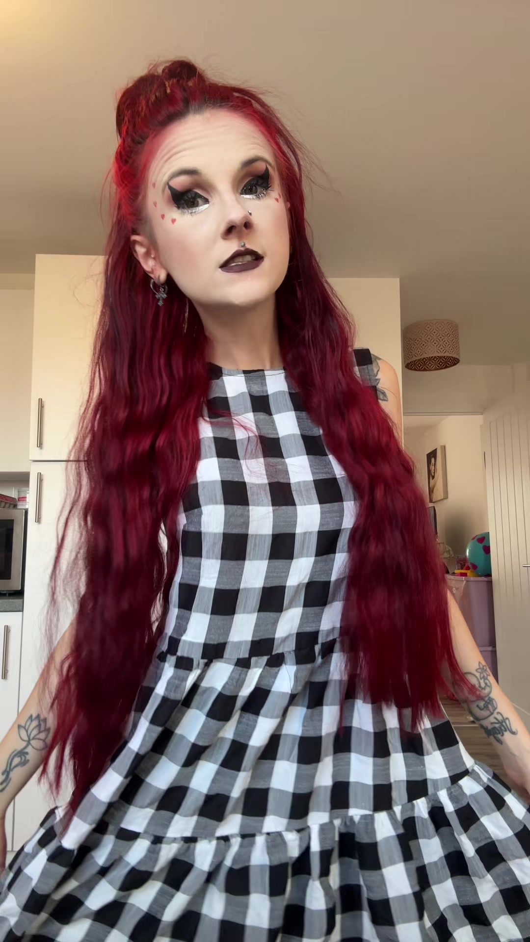 @Molly Weedon