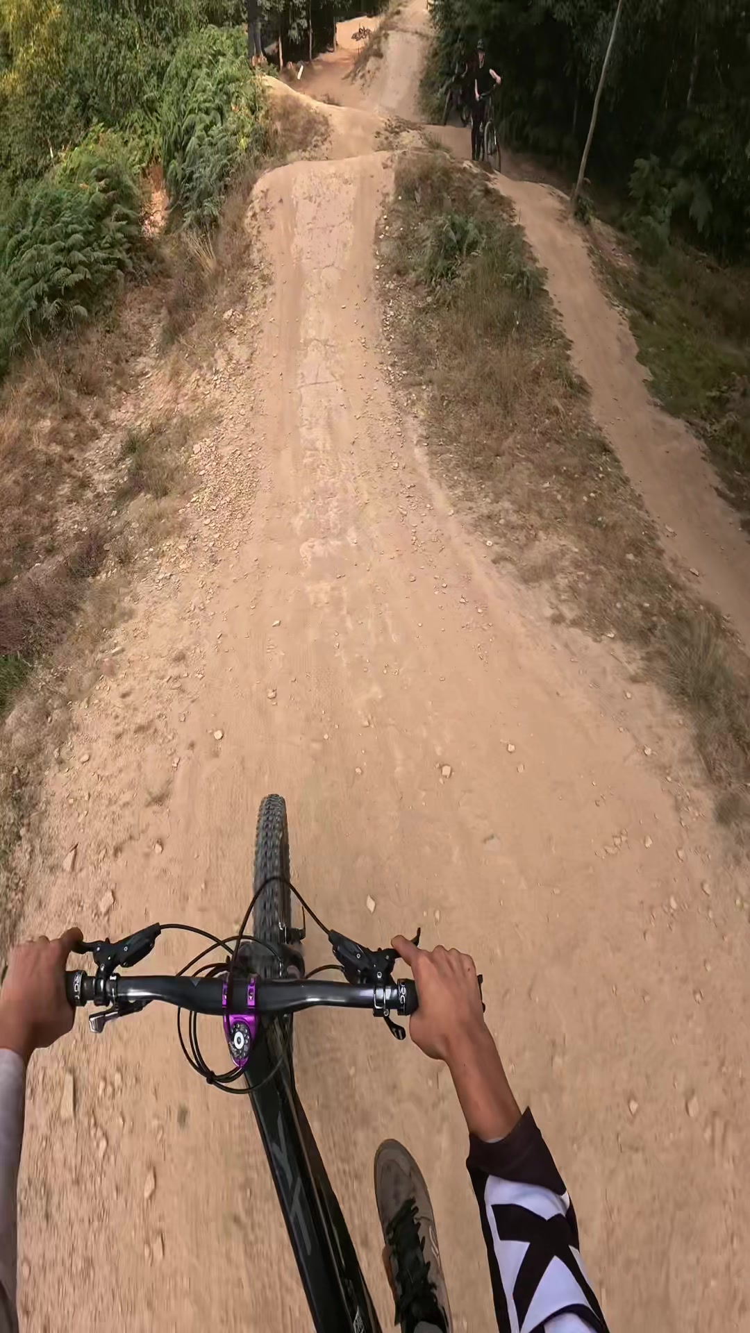 @Elliott_bikes
