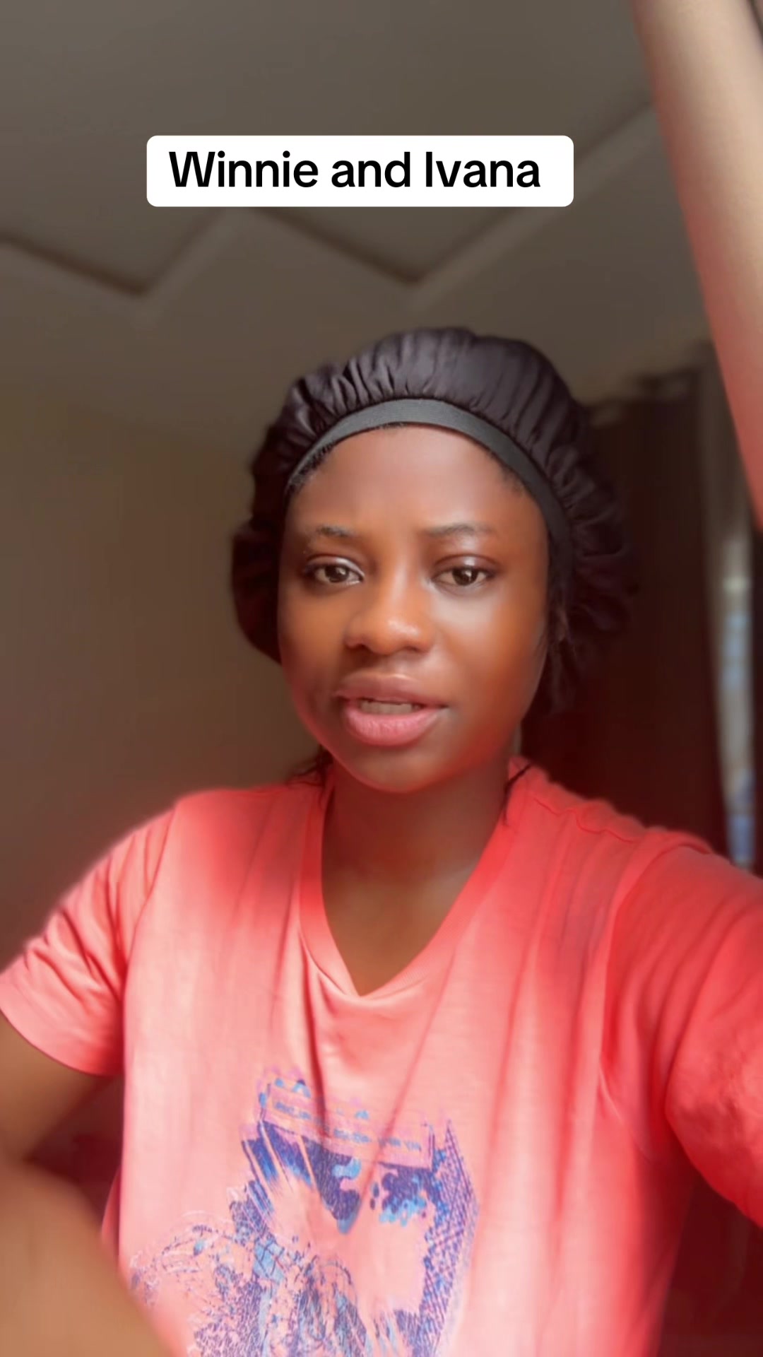 @Regiescoop the bonnet girl