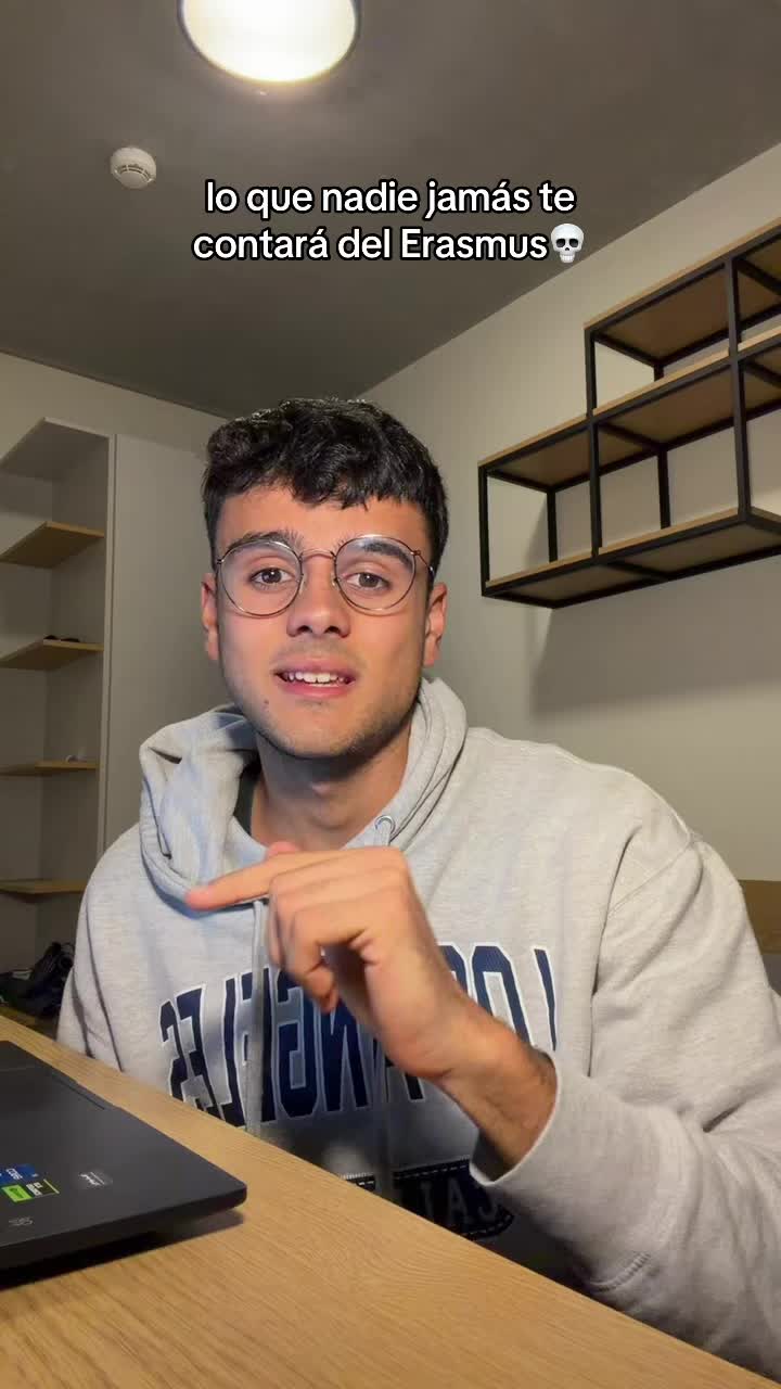 @Cristian González