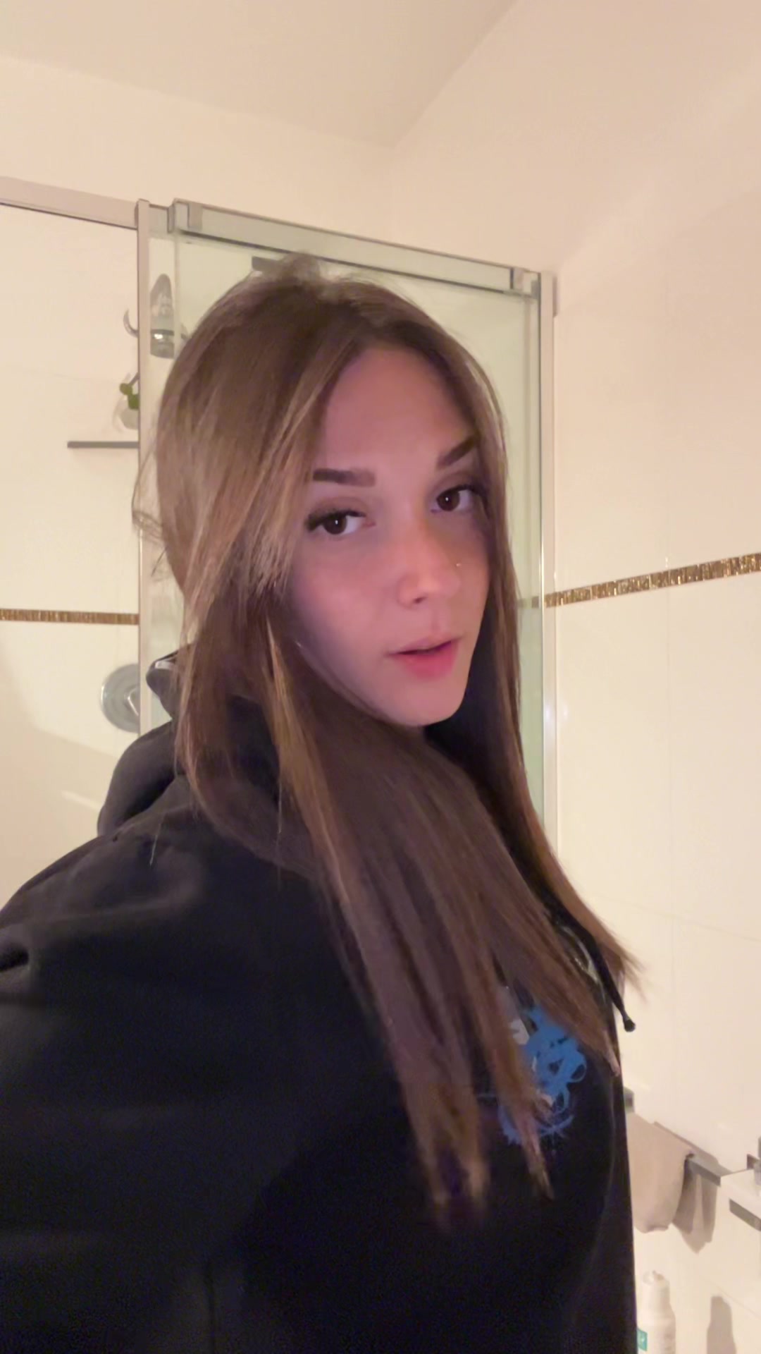 @_rrosy_