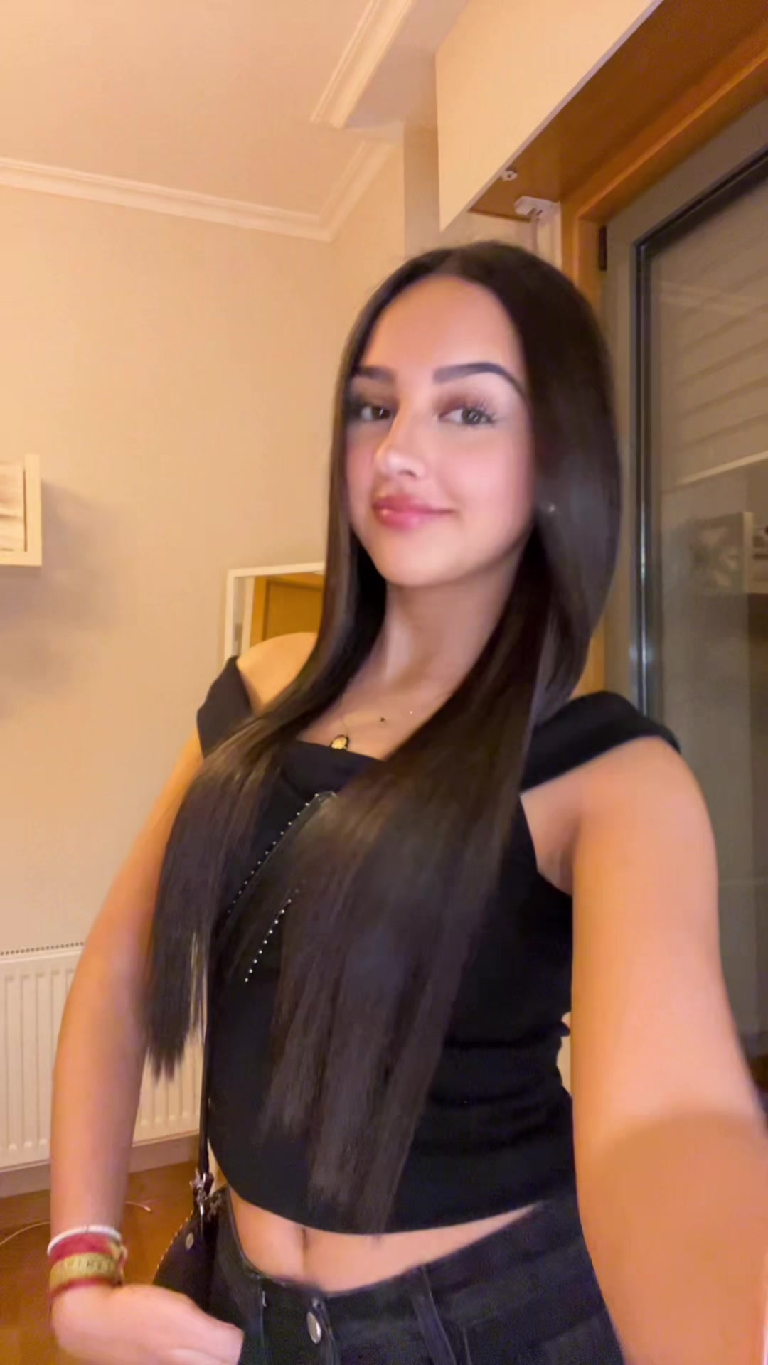 @claudia