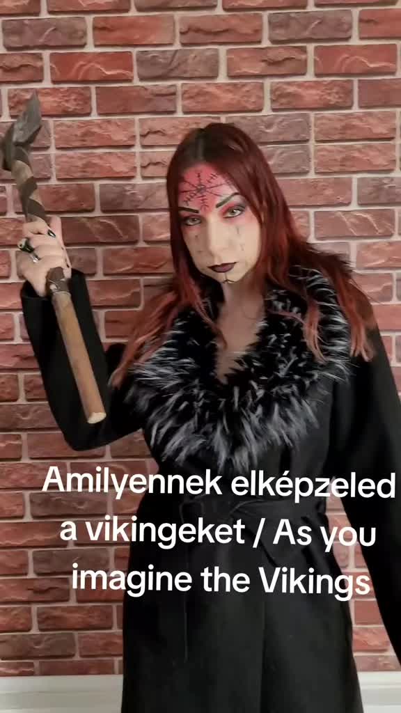 @Lilia Flammeus - Goth girl