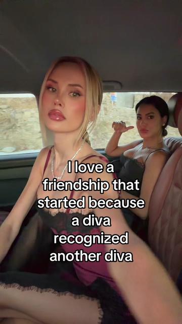 @itsstassii