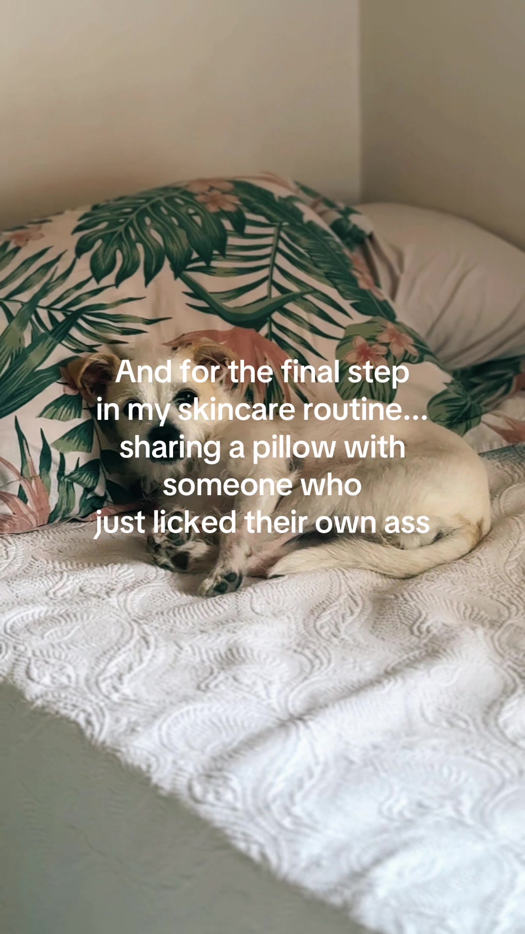 @Julie Voyiagi