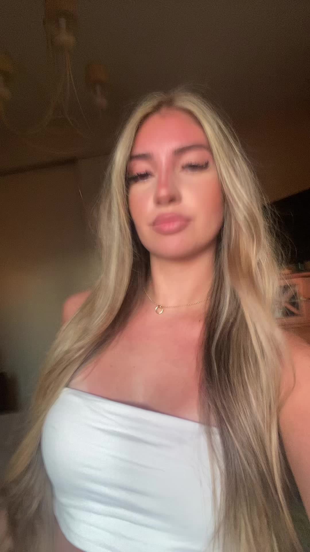 @claudis 💋ᥫ᭡.