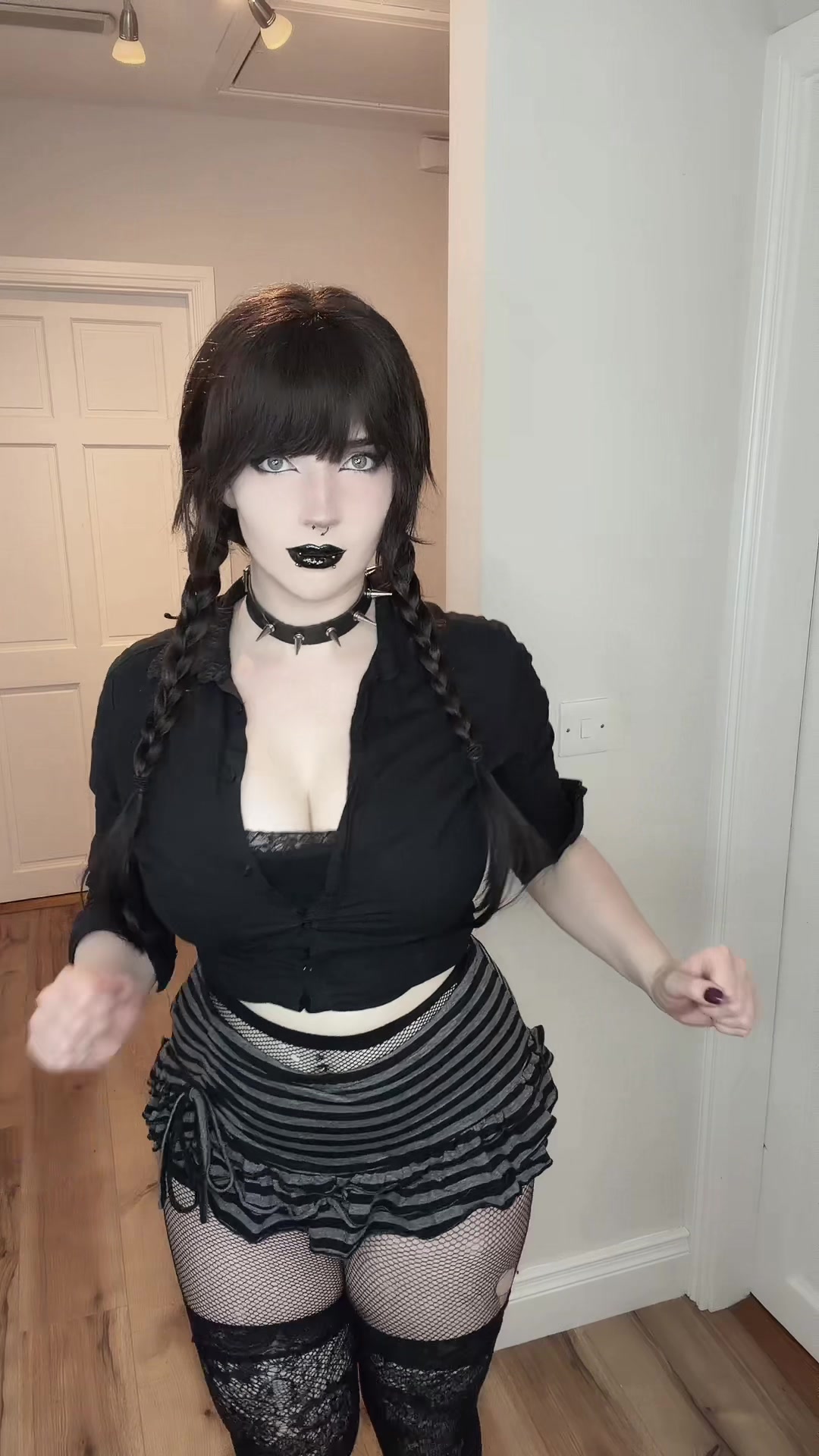 @cutiegothxo1