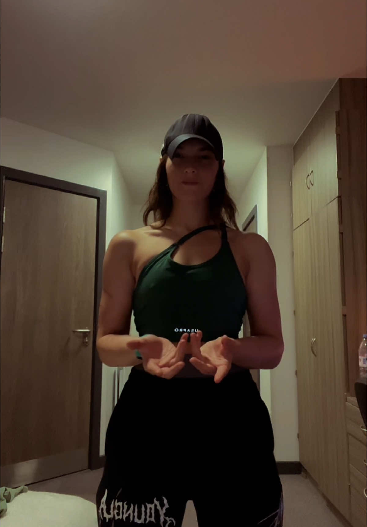 @Briony🏴🦅🪼🐋