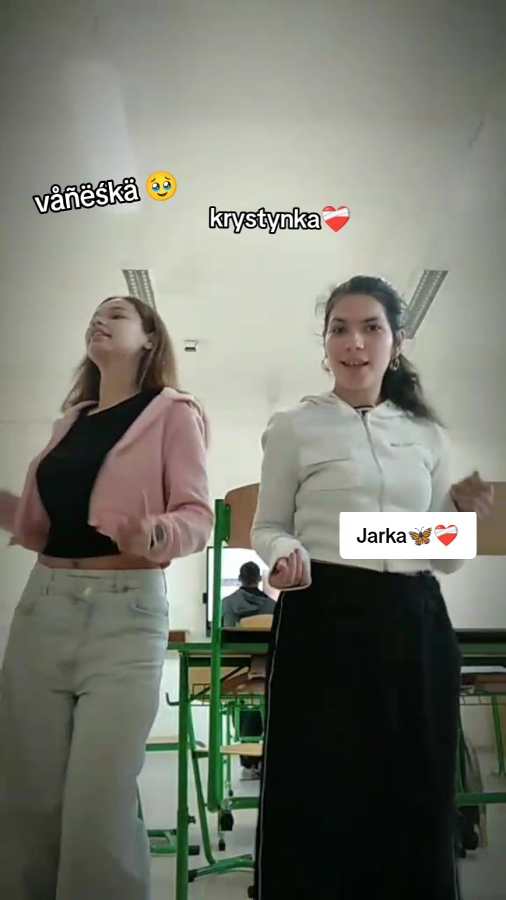 @v&aring;&ntilde;&euml;śk&auml; 🥹🦋🫶
